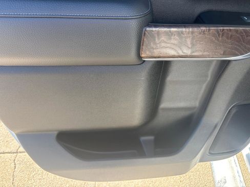 Used 2022 GMC Sierra 2500 Denali image 28