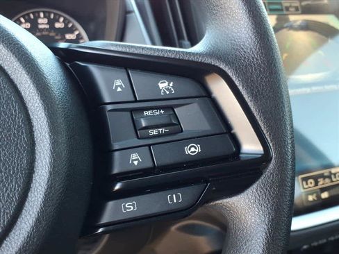 Certified 2025 Subaru Crosstrek 2.0i Premium image 37