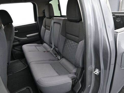 Used 2026 Nissan Frontier SV RWD image 27