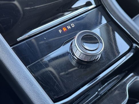 Used 2022 Jeep Grand Cherokee Limited image 31