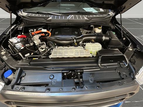 Used 2022 Ford F150 XLT w/ Equipment Group 302A High image 32