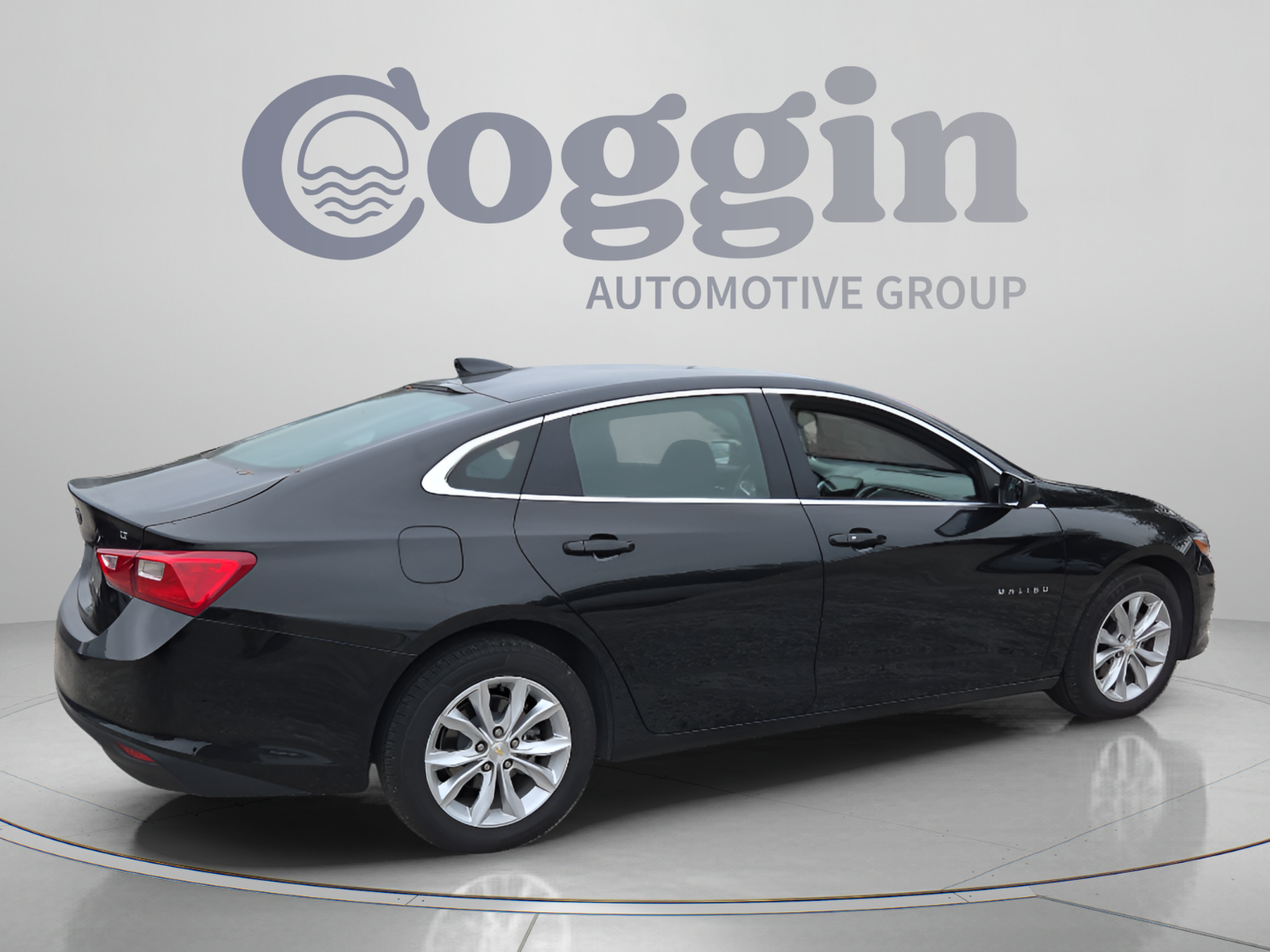 Used 2025 Chevrolet Malibu LT FWD image 5