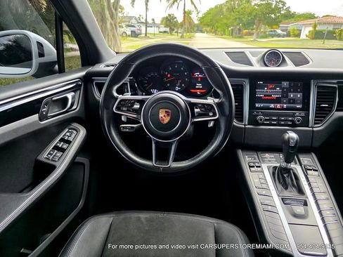 Used 2018 Porsche Macan Sport Edition image 36