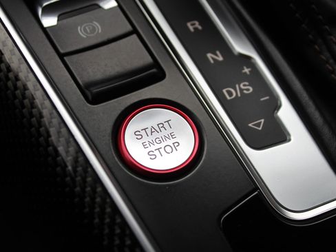 Used 2015 Audi SQ5 Prestige w/ Prestige Package image 35