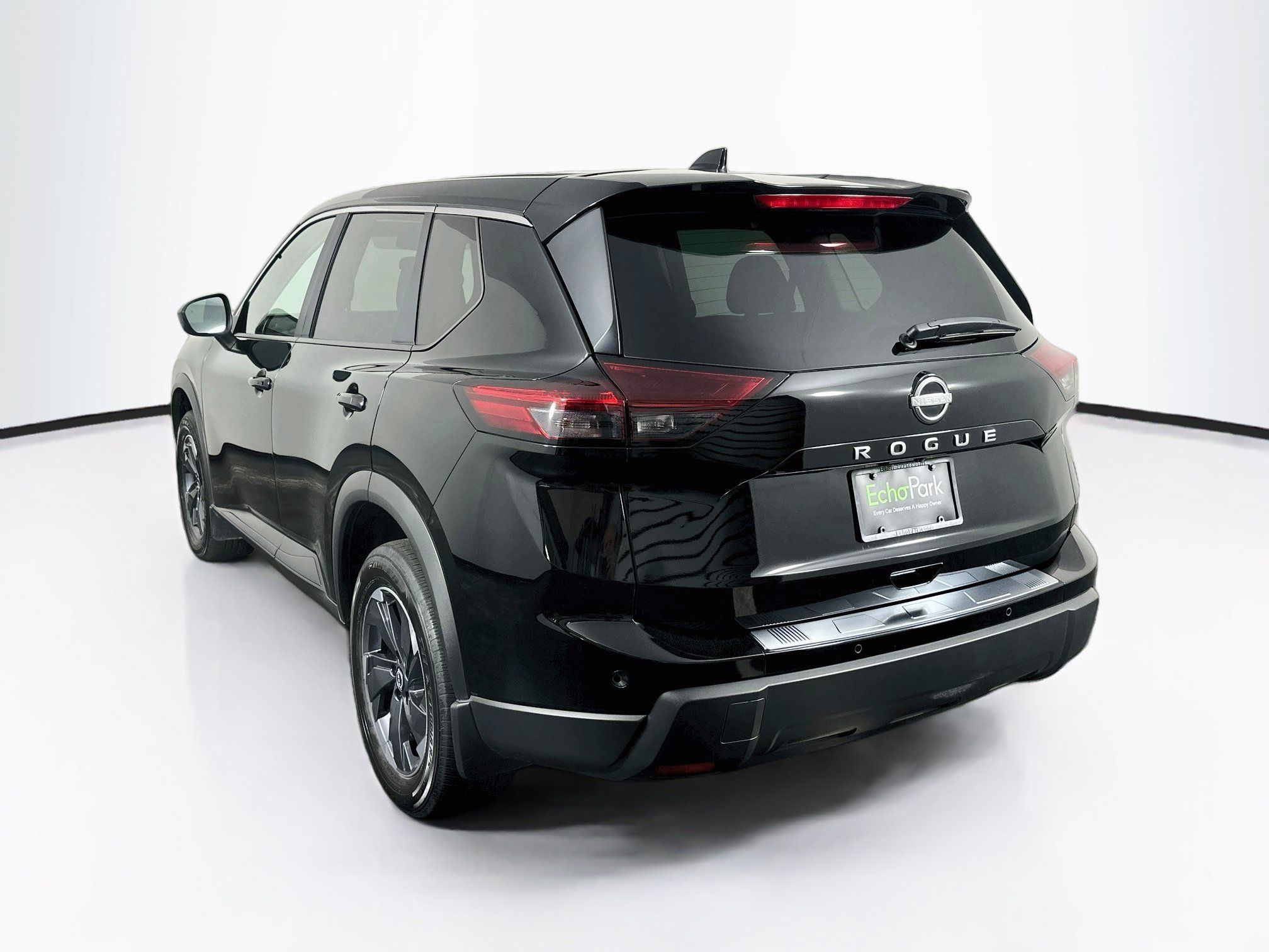Used 2025 Nissan Rogue SV FWD image 5