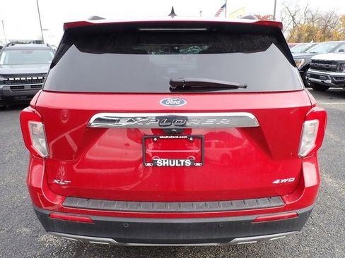 Certified 2023 Ford Explorer XLT w/ Equipment Group 202A image 7