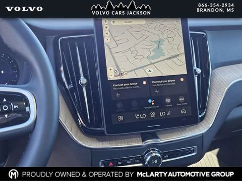 New 2026 Volvo XC60 B5 Plus w/ Protection Package Premier AWD/4WD image 9