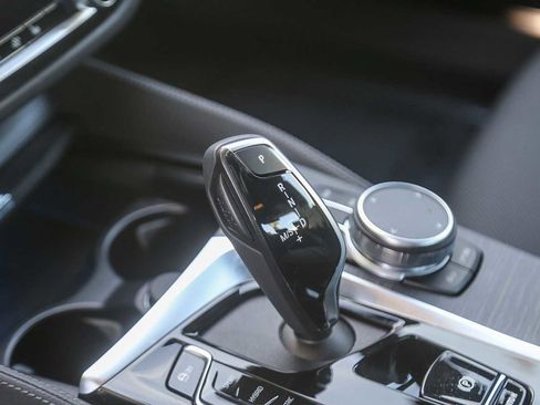 Certified 2023 BMW 530e w/ M Sport Package image 16