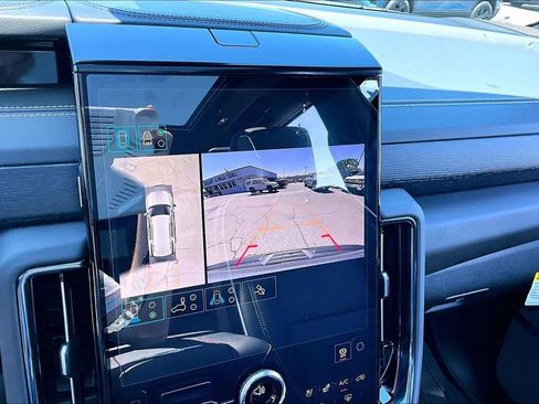 Used 2026 GMC Yukon AT4 Ultimate w/ LPO, Floor Liner Package AWD/4WD image 14