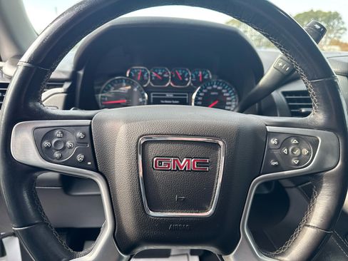 Used 2019 GMC Yukon XL SLT image 20
