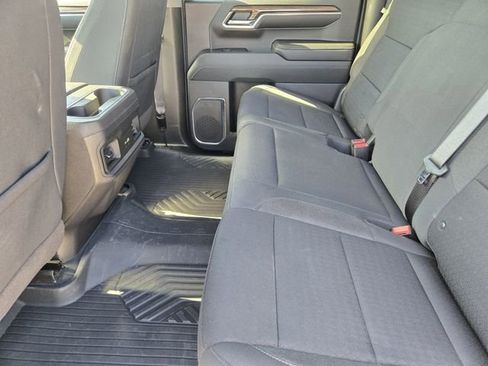 Used 2024 Chevrolet Silverado 1500 LT Trail Boss w/ Convenience Package II image 29