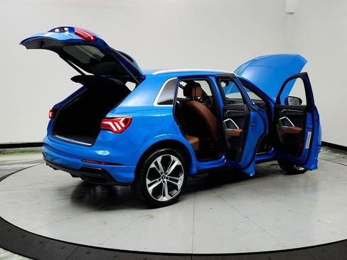 Used 2021 Audi Q3 2.0T Premium Plus w/ Premium Plus Package image 11