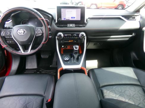 Used 2023 Toyota RAV4 Adventure image 15