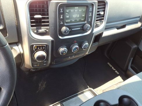 Used 2019 RAM 1500 Classic SLT AWD/4WD image 23
