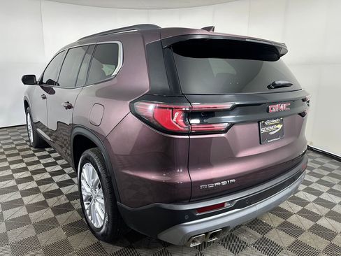 Used 2024 GMC Acadia Elevation w/ Luxury Package FWD image 3