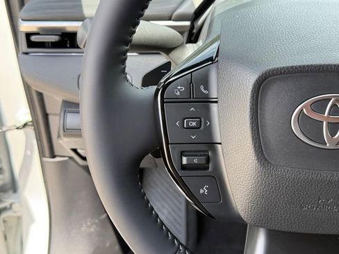 Used 2026 Toyota C-HR AWD/4WD image 16