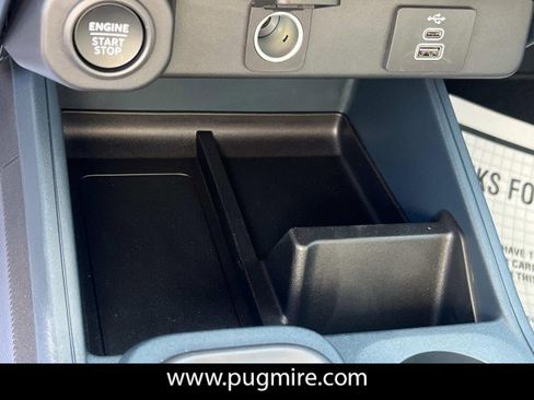 New 2025 Ford Maverick XLT w/ XLT Luxury Package image 28