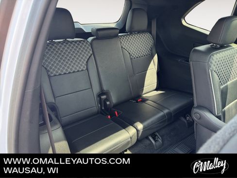 Used 2024 GMC Acadia Denali w/ Super Cruise Package AWD/4WD image 13