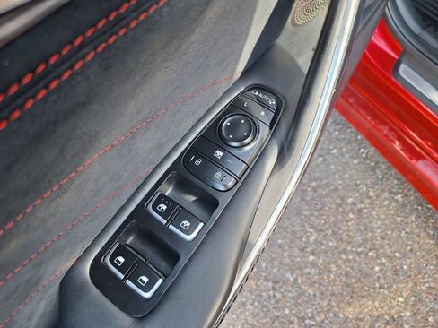 Used 2023 Kia Stinger GT2 AWD/4WD image 11