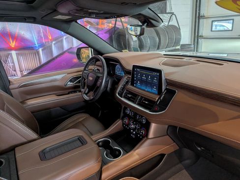 Used 2022 Chevrolet Tahoe High Country AWD/4WD image 37