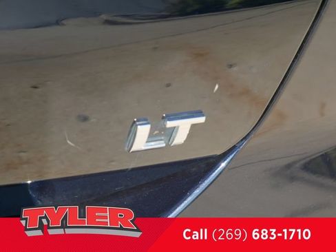 Used 2020 Chevrolet Equinox LT w/ Driver Convenience Package FWD image 14