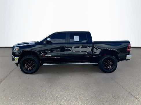 Used 2024 RAM 1500 Laramie AWD/4WD image 4