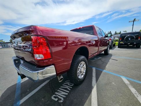 Used 2018 RAM 2500 Tradesman w/ Chrome Appearance Group AWD/4WD image 6