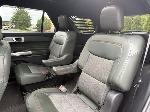 Used 2023 Ford Explorer Timberline w/ Timberline Technology Package AWD/4WD image 9