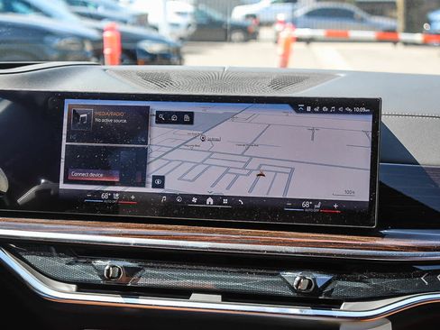 New 2027 BMW X7 xDrive40i AWD/4WD image 14