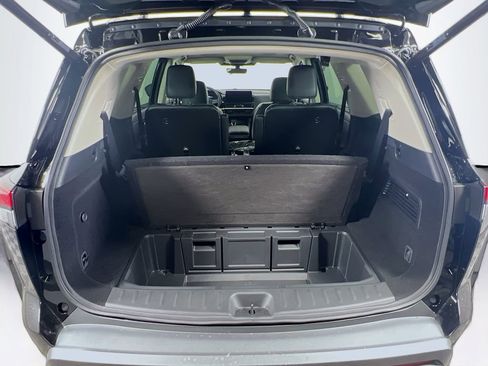 New 2026 Nissan Pathfinder SL image 24