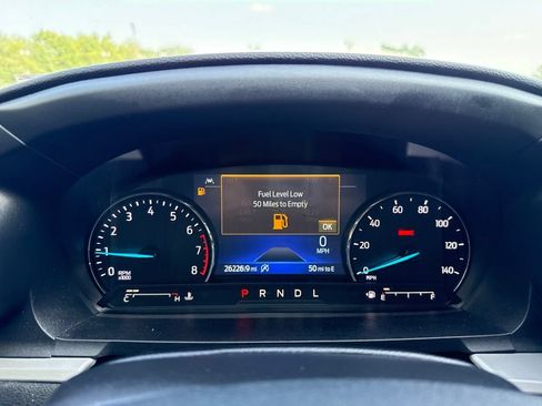 Used 2024 Ford Explorer XLT AWD/4WD image 21