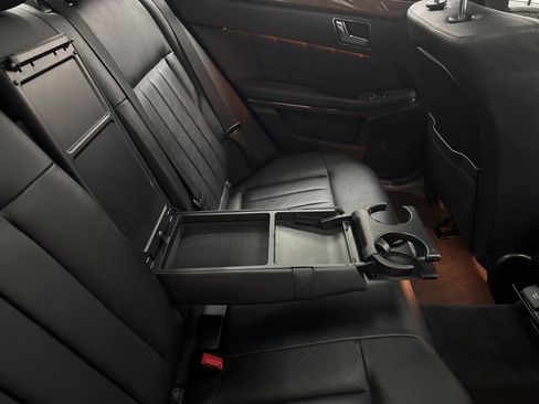 Used 2011 Mercedes-Benz E 350 4MATIC Sedan image 18