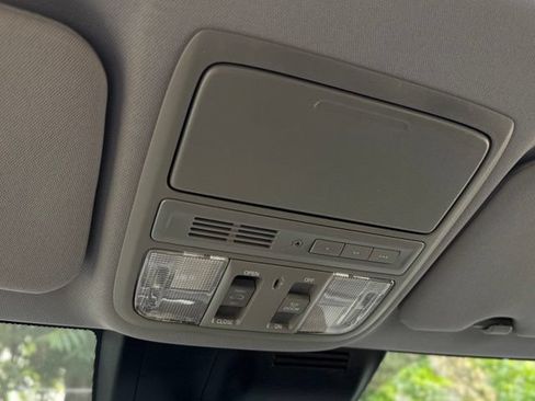 Used 2018 Honda CR-V EX-L image 23