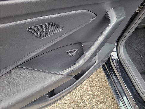 Certified 2022 Volkswagen Jetta S image 12