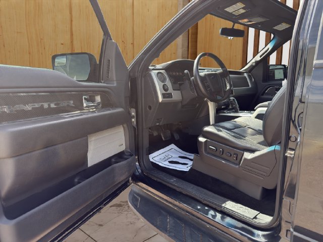 Used 2014 Ford F150 Raptor w/ Equipment Group 801A Luxury AWD/4WD image 19
