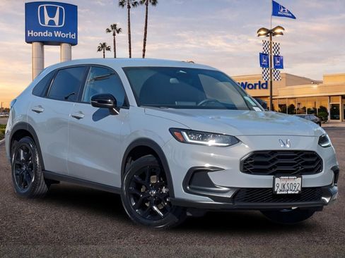 Used 2024 Honda HR-V Sport image 2