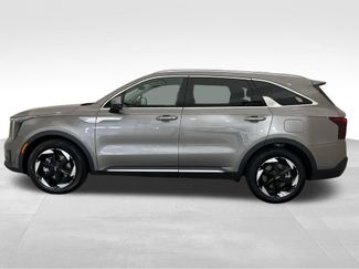 Used 2025 Kia Sorento EX w/ EX Panoramic Sunroof Package AWD/4WD video 2