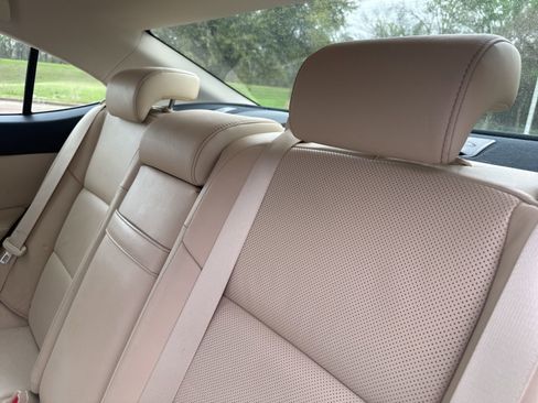 Used 2014 Lexus ES 350 w/ Luxury Package image 21