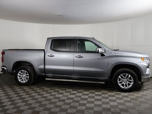 Used 2024 Chevrolet Silverado 1500 LT image 14