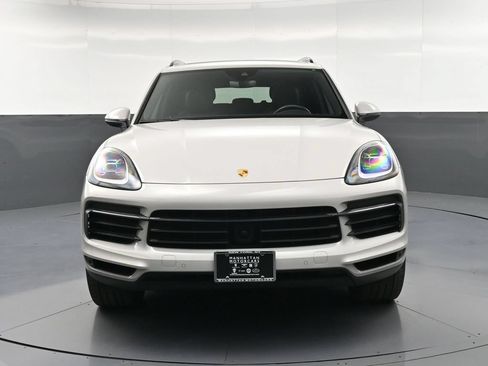 Certified 2023 Porsche Cayenne AWD/4WD image 11