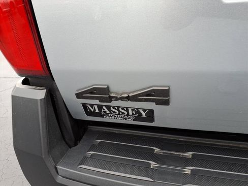 Used 2024 Toyota Tacoma SR image 9