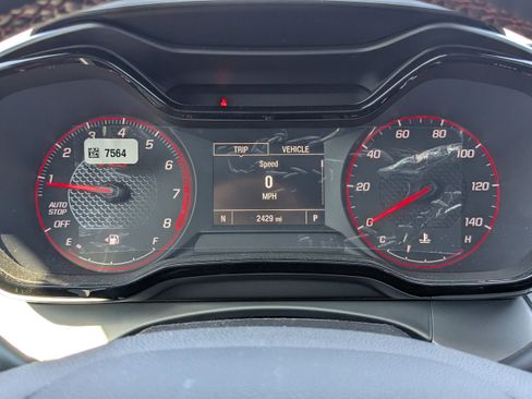 Used 2026 Chevrolet Trax RS w/ Sunroof Package image 26