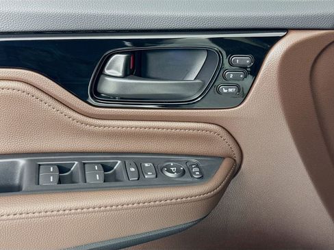 New 2026 Honda Odyssey Touring image 26
