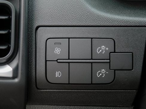 New 2024 RAM ProMaster 2500 w/ Quick Order Package 22G SLT image 26