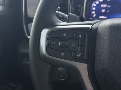 Used 2025 Chevrolet Silverado 1500 LT Trail Boss w/ Convenience Package II AWD/4WD image 25