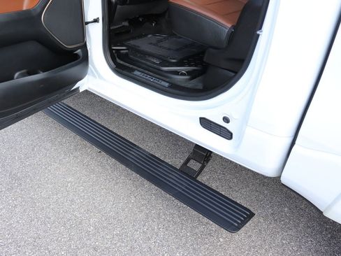 Used 2021 RAM 1500 Limited AWD/4WD image 20