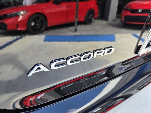Used 2025 Honda Accord LX image 14