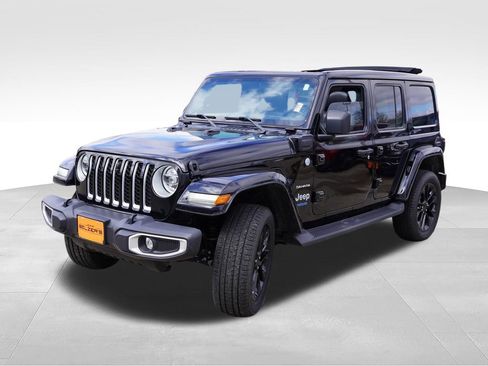Certified 2021 Jeep Wrangler Unlimited Sahara w/ Cold Weather Group AWD/4WD image 12