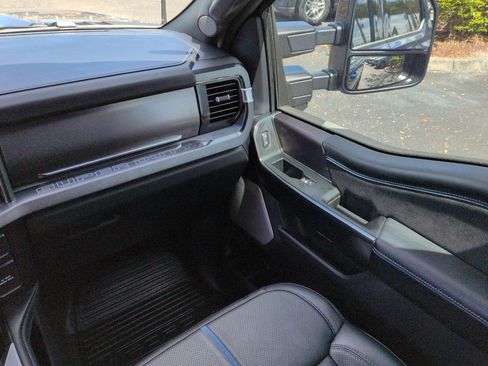 Certified 2026 Ford F250 Platinum w/ Tremor Off-Road Package image 17