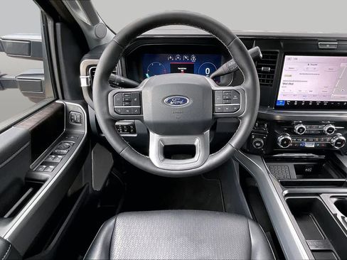 Used 2026 Ford F250 Lariat AWD/4WD image 6